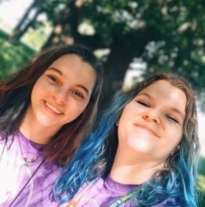 Meet your Posher, Carlie